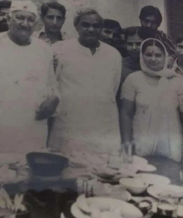 At Varun's childhood birthday with his mother, Shri Atal Bihari Vajpayee and Lala Jagat Narain (Punjab Kesari)
